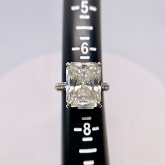 10 CT Crushed Ice Radiant Cut Moissanite Ring Iced Out Pavé Band Hidden Halo - Picture 11 of 11